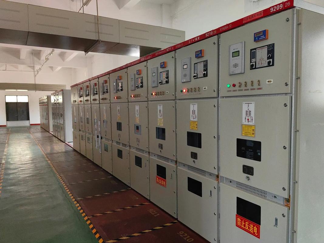 高壓開關(guān)柜智能監(jiān)測升級 無線測溫與局放在線監(jiān)測改造項(xiàng)目解析